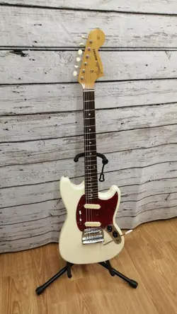 FENDER JAPAN MUSTANG MG-66 ELECTRIC GUITAR CRAFTED IN JAPAN