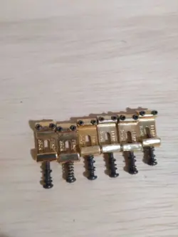 FENDER USA GOLD VINTAGE RI SADDLES 50TH ANNIVERSARY 2007