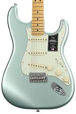 FENDER AMERICAN PROFESSIONAL II STRATOCASTER - MYSTIC SURF GREEN WITH MAPLE
