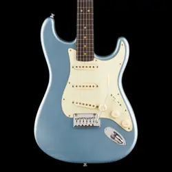 FENDER AMERICAN ULTRA LUXE VINTAGE '60S STRATOCASTER ICE BLUE METALLIC ELECTRIC