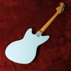 8657 FENDER JAPAN JAG-STANG KURT COBAIN