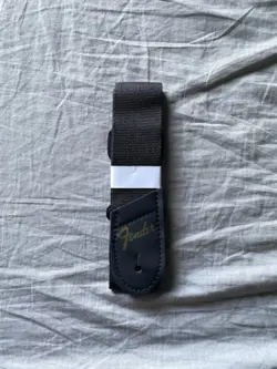 STRAP WITH GOLD
