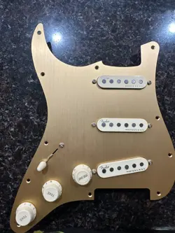 ANODIZE PICKGUARD LEFT