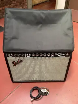 FENDER 64 CUSTOM DELUXE REVERB 120V HAND WIRED TUBE COMBO AMPLIFIER W/ COVER