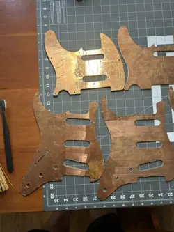 LOT FENDER STRATOCASTER