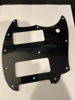 PICK GUARD P90