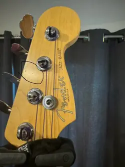 1997 FENDER  USA JAZZ BASS WITH HARD SHELL CASE