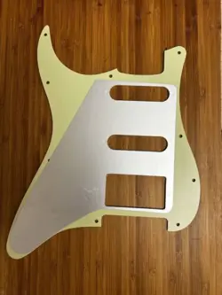 PICKGUARD FREE SHIPPING