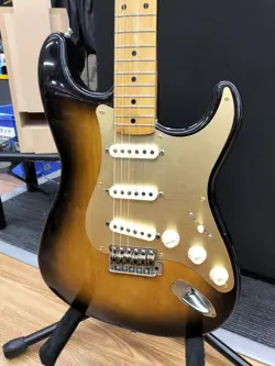 ( FENDER JAPAN) STRATOCASTER ST57-900 ELECTRIC GUITAR 1990 USED FROM JAPAN RARE