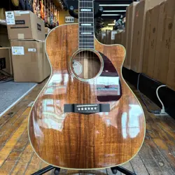 AUDITORIUM CUTAWAY ACOUSTIC-ELECTRIC