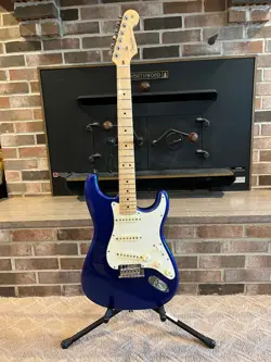 FENDER STRATOCASTER 2013