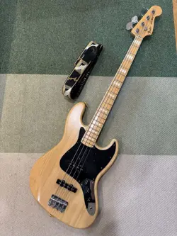 FENDER JAPAN JAZZ BASS ELECTRIC NATURAL