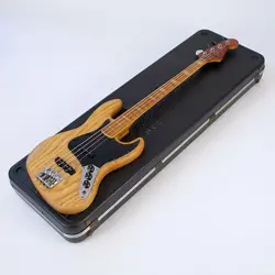 USED FENDER USA JAZZ BASS MADE 1979 ELECTRIC