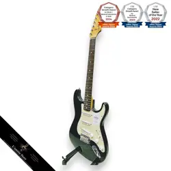FENDER JAPAN TRADITIONAL 60S STRATOCASTER BLACK ROSEWOOD USED