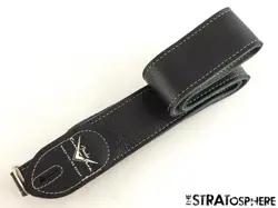 FENDER CUSTOM SHOP, GUITAR STRAP, STRAT PRO 2025 RELIC -- BLACK LEATHER PREMIUM