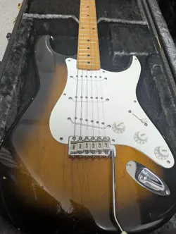 STRATO FENDER