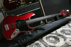 JAZZ BASS CANDY