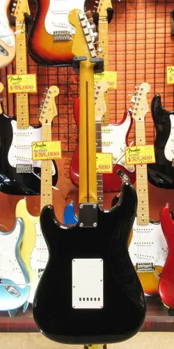 FENDER JAPAN ST57-US