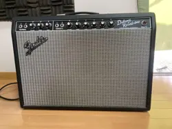 FENDER DELUXE REVERB AMP GUITAR AMPLIFIER
