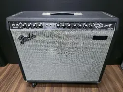 TWIN REVERB CUSTOM15