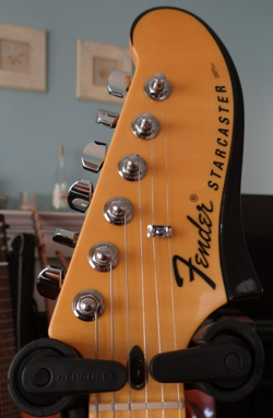 2018 FENDER STARCASTER