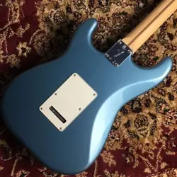 STRATOCASTER TIDEPOOL PLAYER