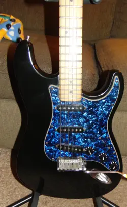 ANNIVERSARY STRATOCASTER 1995-96