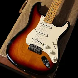 FENDER CUSTOM SHOP 1958 STRATOCASTER USED 1992 ALDER BODY SUNBURST W/HARD CASE