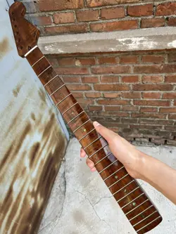 STAINLESS 22 FRET TIGER FLAME ROASTED MAPLE GUITAR NECK FOR FENDER ST STRAT PART