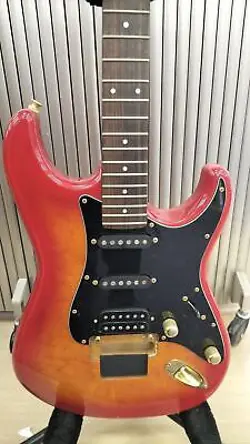 FENDER JAPAN STR-75R ELECTRIC GUITAR USED FROM JAPAN【OPERATION CONFIRMED】