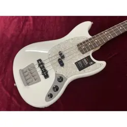 USED FENDER /AM PERF MUST BAS AEON MALL DAINICHI STORE 2500004101942 NO.LG410