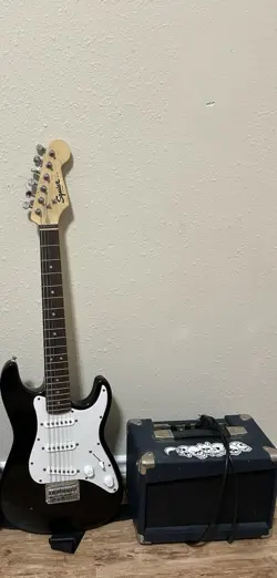 MINI ELECTRIC GUITAR