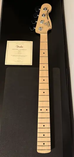 FENDER AMERICAN PERFORMER PRECISION P BASS NECK WITH TUNERS  GUITAR PARTS MAPLE