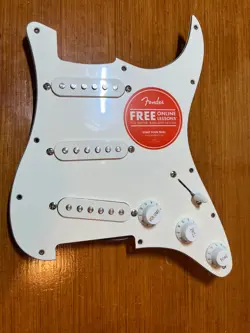 GENUINE FENDER STRATOCASTOR LOADED 3PLY SSS PICKGUARD STILL W/PEEL OFF PLASTIC