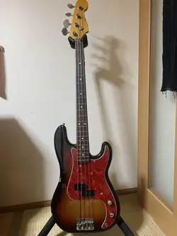 P-BASS FENDER PREVE