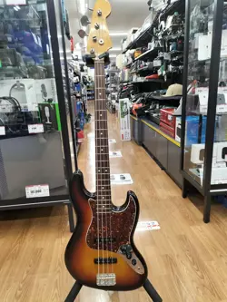 FENDER JAPAN ELECTRIC BASS JB62-60