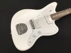 II JAZZMASTER� BLANC
