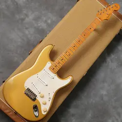 FENDER AMERICAN VINTAGE 57 STRATOCASTER REFIN GOLD