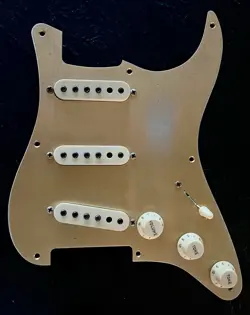 PICKGUARD HAND AGED