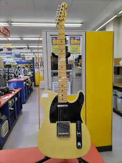 MODEL TL72-53 STRATOCASTER