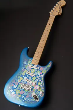 JAPAN LIMITED STRATOCASTER