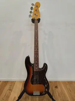 FENDER JAPAN CLASSIC 60S PRECISION BASS VINTAGE ELECTRIC BASS GUITAR