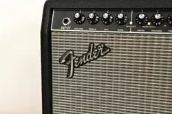 GUITAR COMBO AMPLIFIER