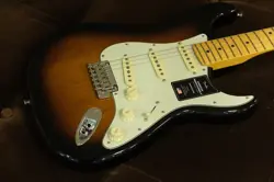 FENDER AMERICAN PROFESSIONAL II STRATOCASTER MAPLE FINGERBOARD LIMITED