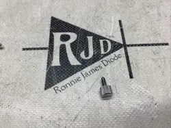 SCREW REPLACEMENT CHROME