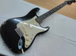 STRATOCASTER RLIC FENDER