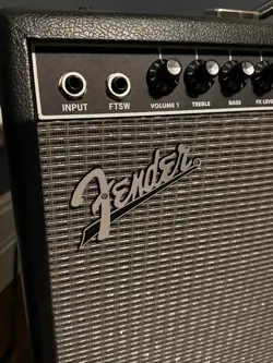 GUITAR AMPLIFIER BLACK