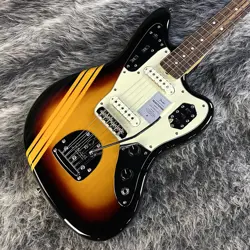 FENDER JAPAN TRADITIONAL 60S JAGUAR COMPETITION 3-COLOR SUNBURST USED SOFT CASE