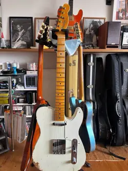 WITH ORIGINAL ACCESSORIES