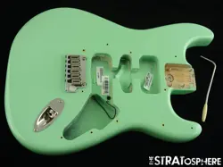 STRAT BODY HARDWARE
